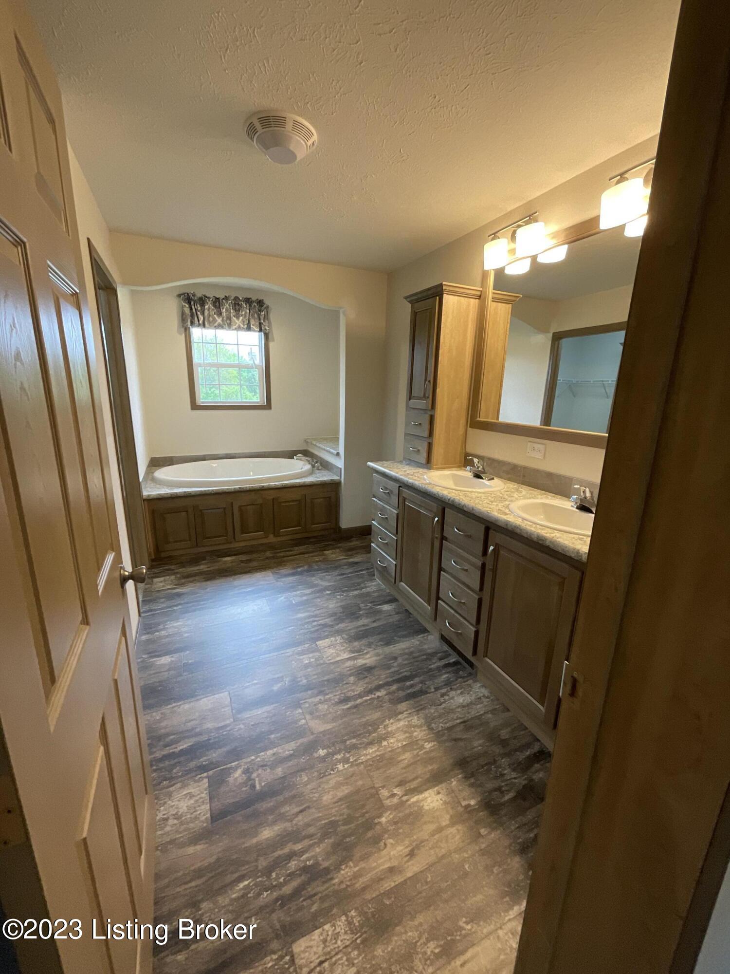 4847 Peck Pike Road Milton, KY 40045 - Photo 27 of 36 IMG_1229