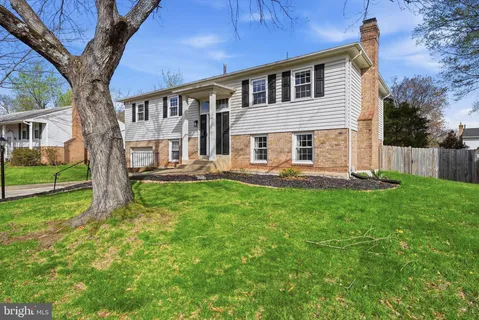 $575,000 | 9721 Copeland Drive, Manassas, VA 20109