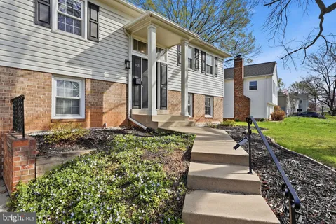 $575,000 | 9721 Copeland Drive, Manassas, VA 20109