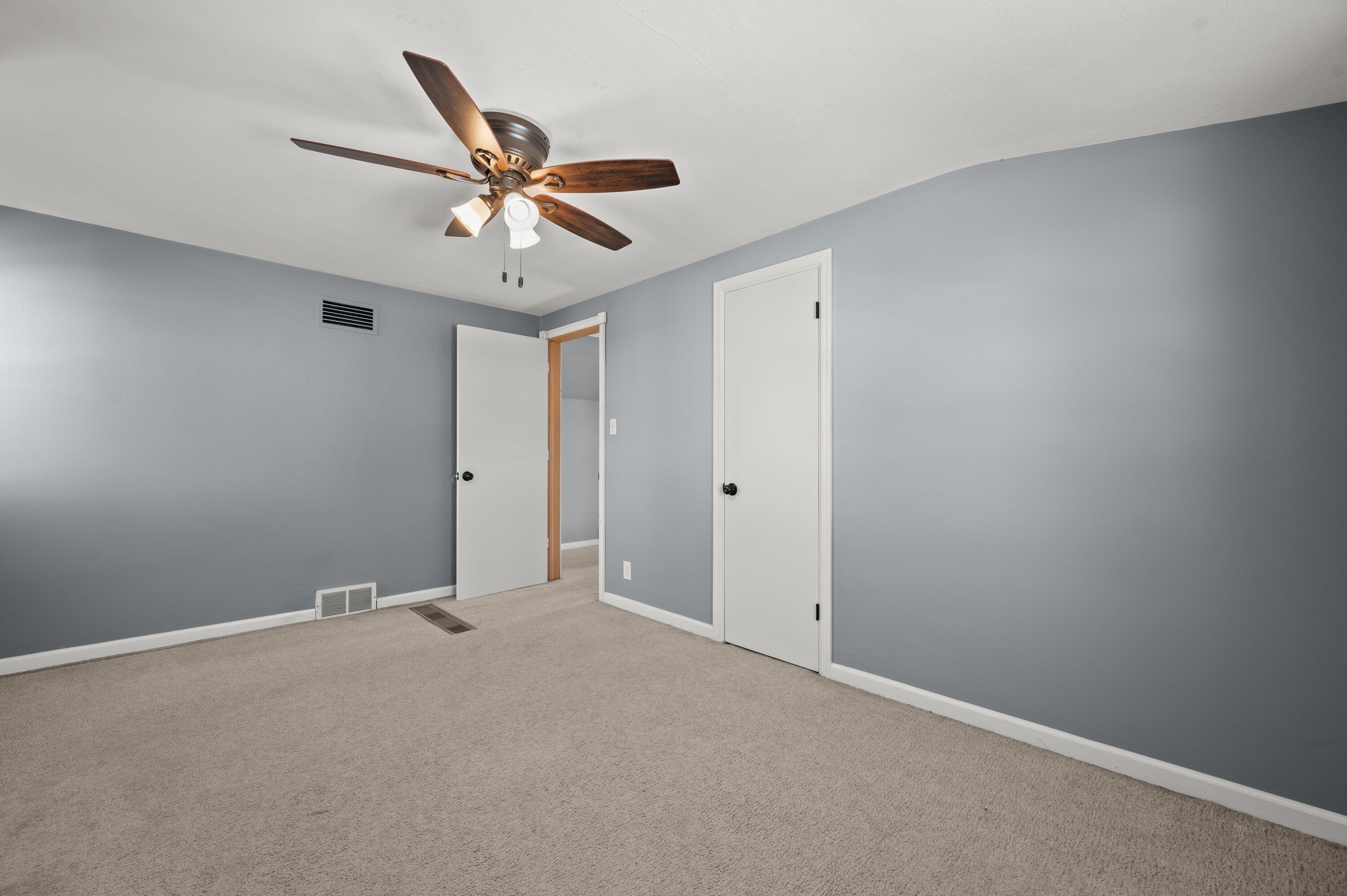 3345 North 88th Street Milwaukee, WI 53222 - Photo 17 of 27 _DSC8929