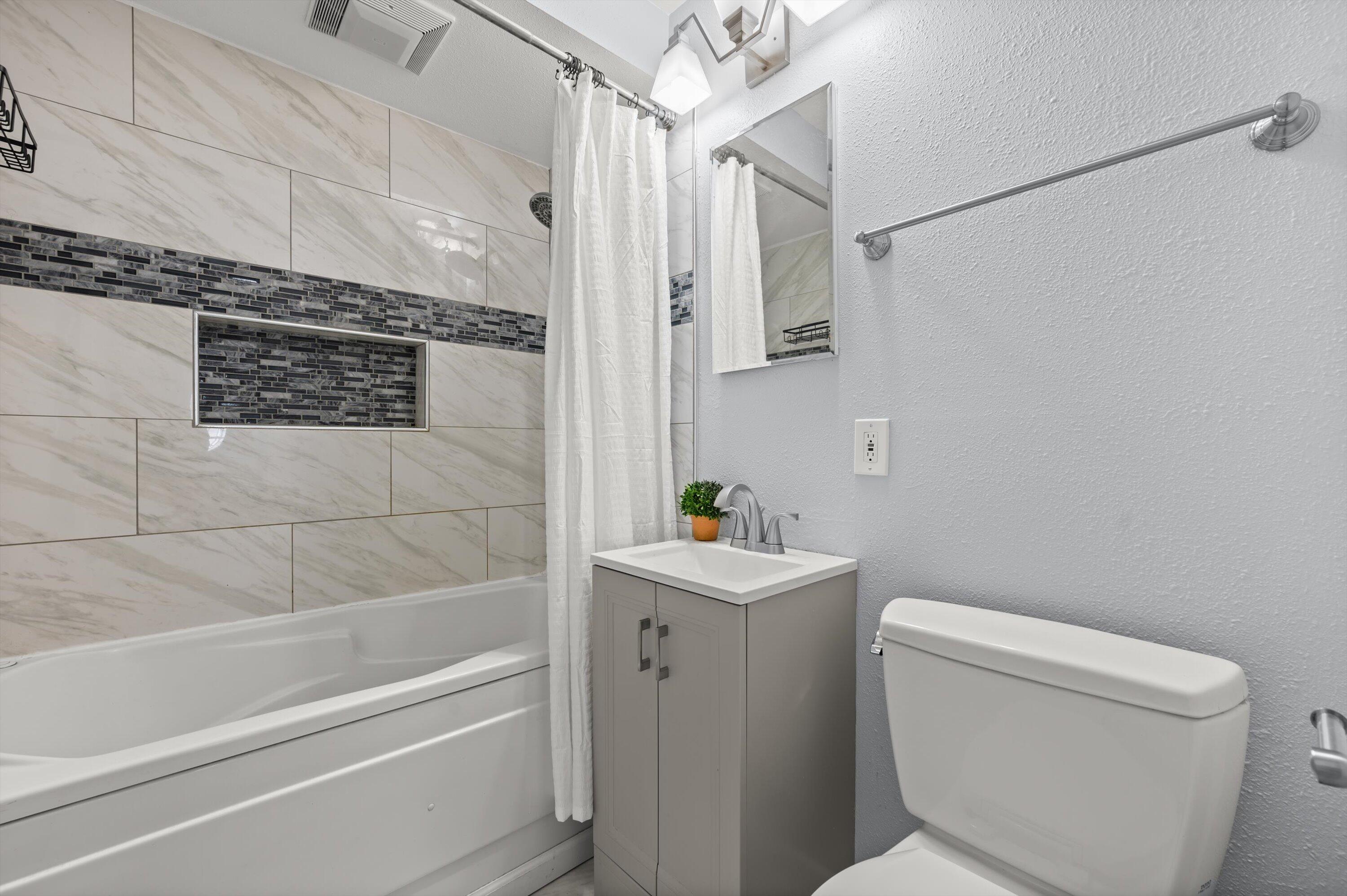 3345 North 88th Street Milwaukee, WI 53222 - Photo 8 of 27 13-DSC8875