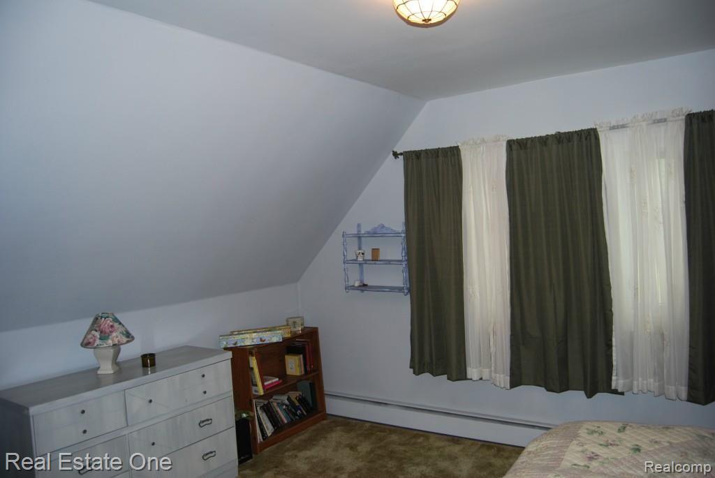 1330 John R Road Rochester, MI 48307 - Photo 18 of 27 Bedroom #3