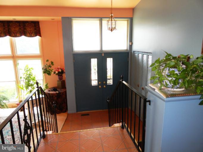 7400 Prince George Road Pikesville, MD 21208 - Photo 28 of 30 Foyer