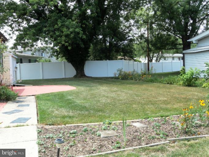 7400 Prince George Road Pikesville, MD 21208 - Photo 7 of 30 Backyard
