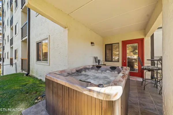 $375,000 | 102 Baskins Creek Bypass, Unit 106, Gatlinburg, TN 37738