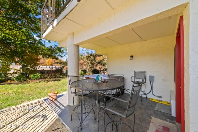 $395,000 | 102 Baskins Creek Bypass, Unit 106, Gatlinburg, TN 37738