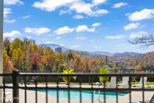$375,000 | 102 Baskins Creek Bypass, Unit 106, Gatlinburg, TN 37738