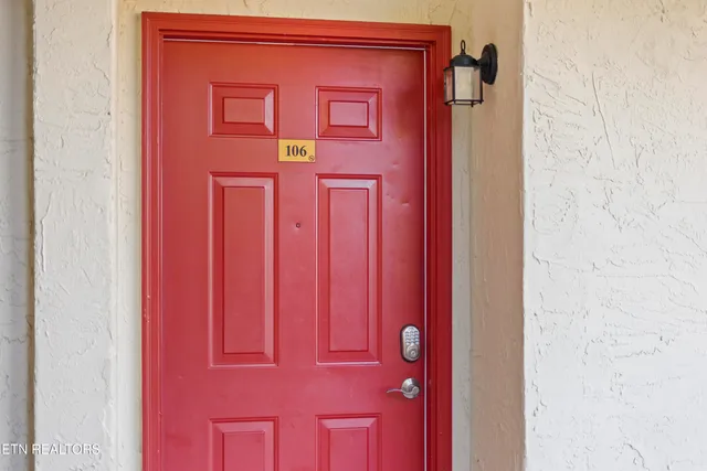 $395,000 | 102 Baskins Creek Bypass, Unit 106, Gatlinburg, TN 37738