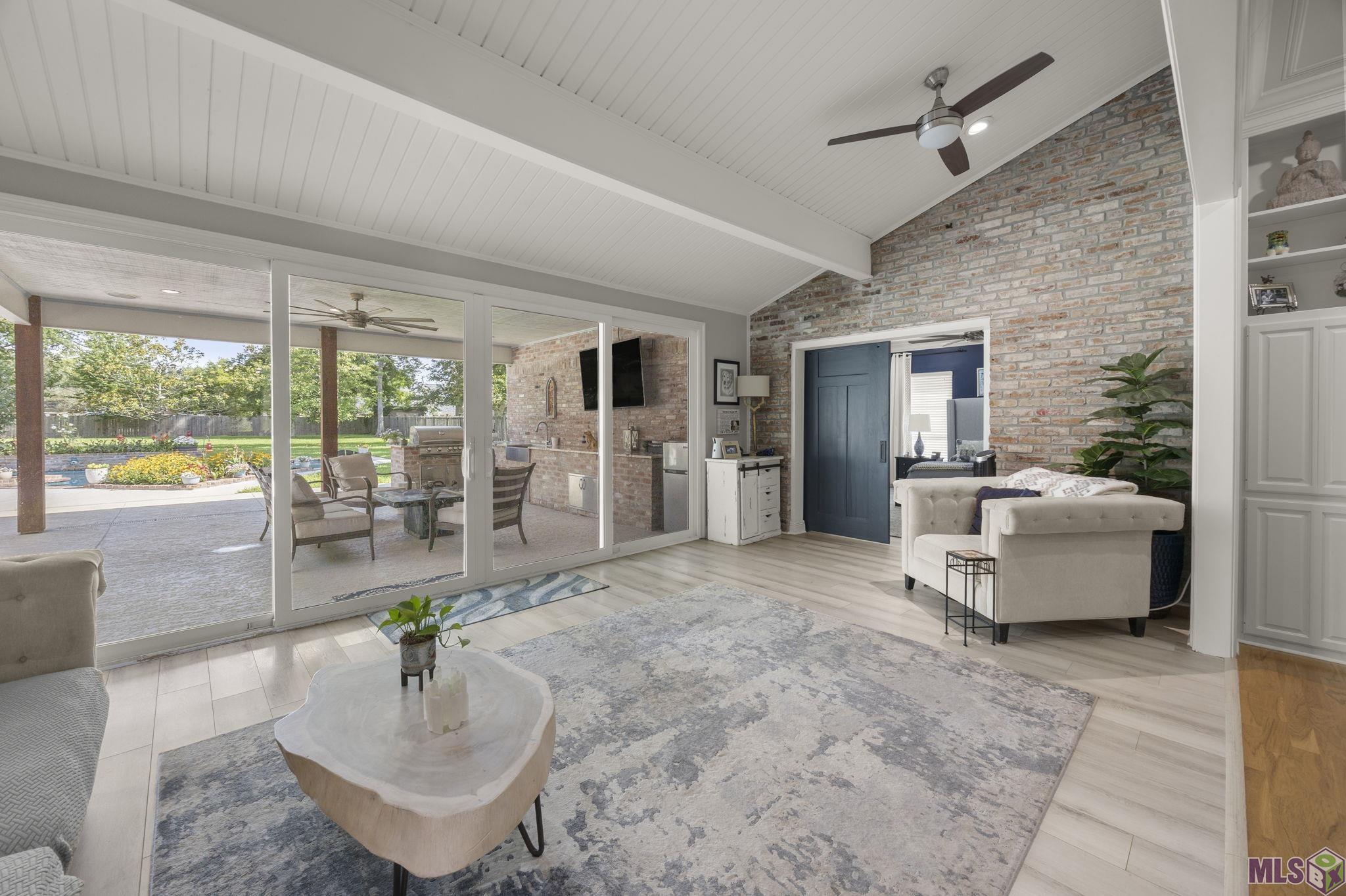 18155 Creek Hollow Road Baton Rouge, LA 70817 - Photo 16 of 42