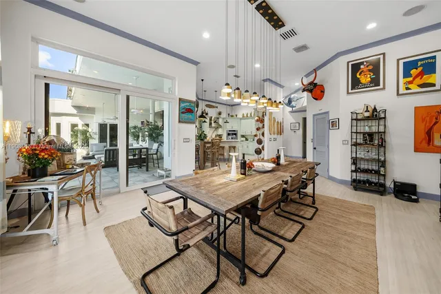 a view of a livingroom and dining room