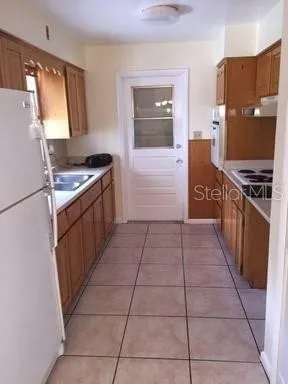 $2,050 | 917 South Alder Avenue, Orlando, FL 32807