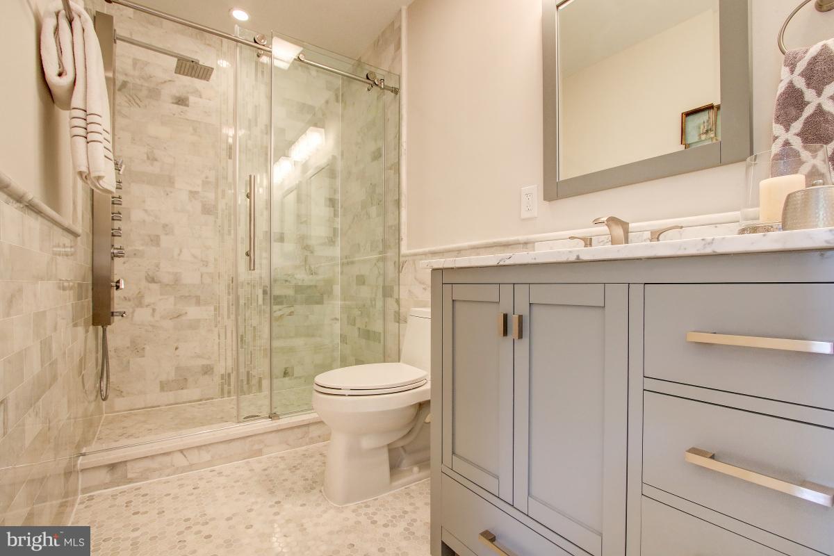 520 Rittenhouse Street Northwest Washington, DC 20011 - Photo 19 of 30 Bath