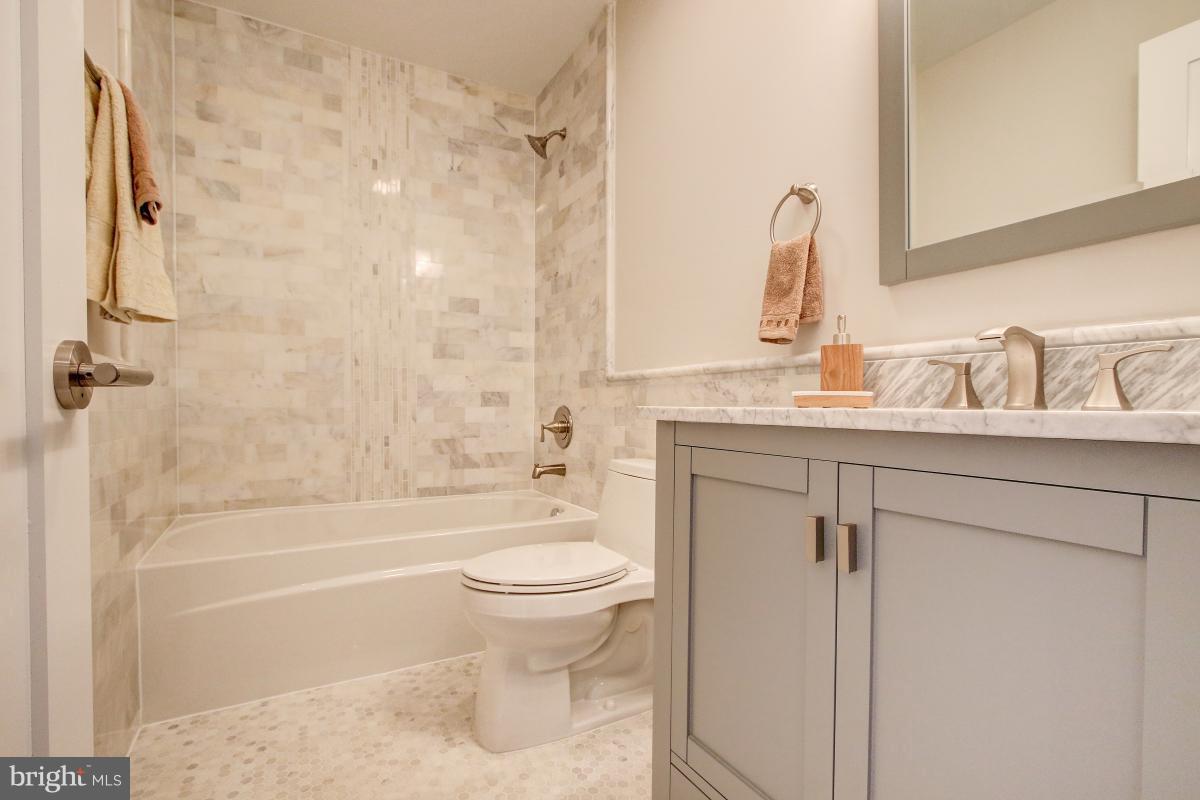 520 Rittenhouse Street Northwest Washington, DC 20011 - Photo 21 of 30 Bath