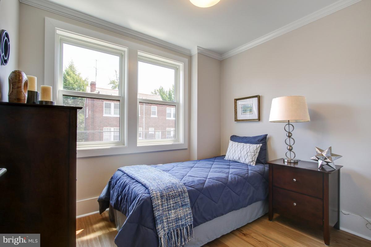 520 Rittenhouse Street Northwest Washington, DC 20011 - Photo 22 of 30 Bedroom