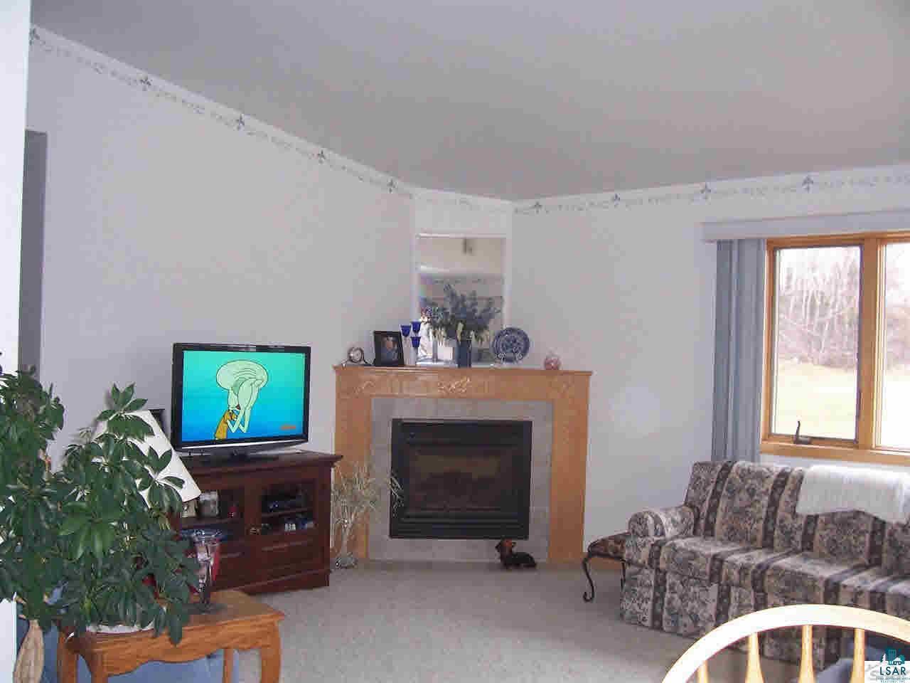 5658 East County Rd B South Range, WI 54874 - Photo 4 of 13
