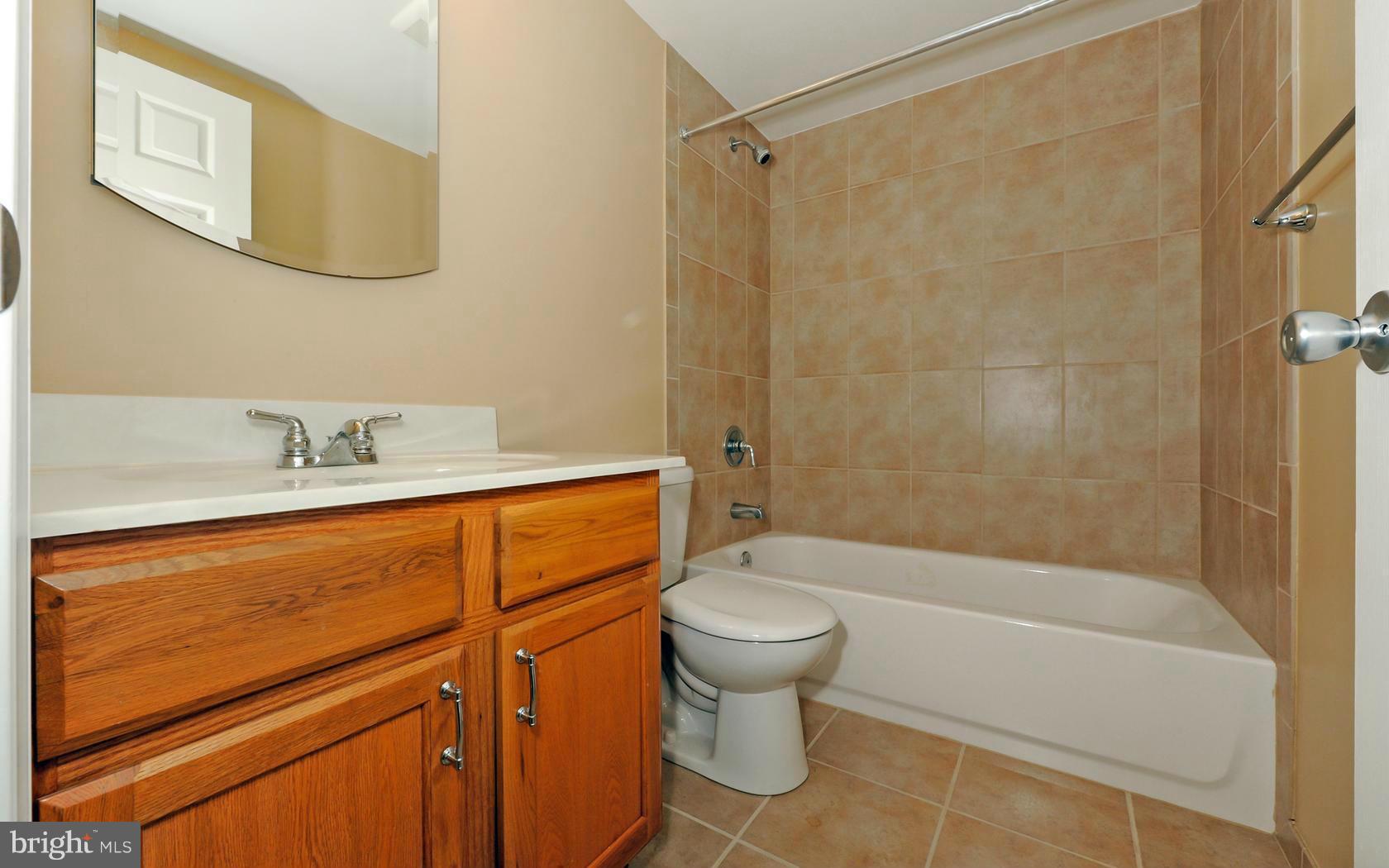 8516 Meadowsweet Road Pikesville, MD 21208 - Photo 27 of 30 Bath
