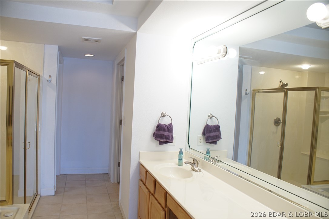 68 Lighthouse Road, Unit 711 Lake Ozark, MO 65049 - Photo 20 of 38