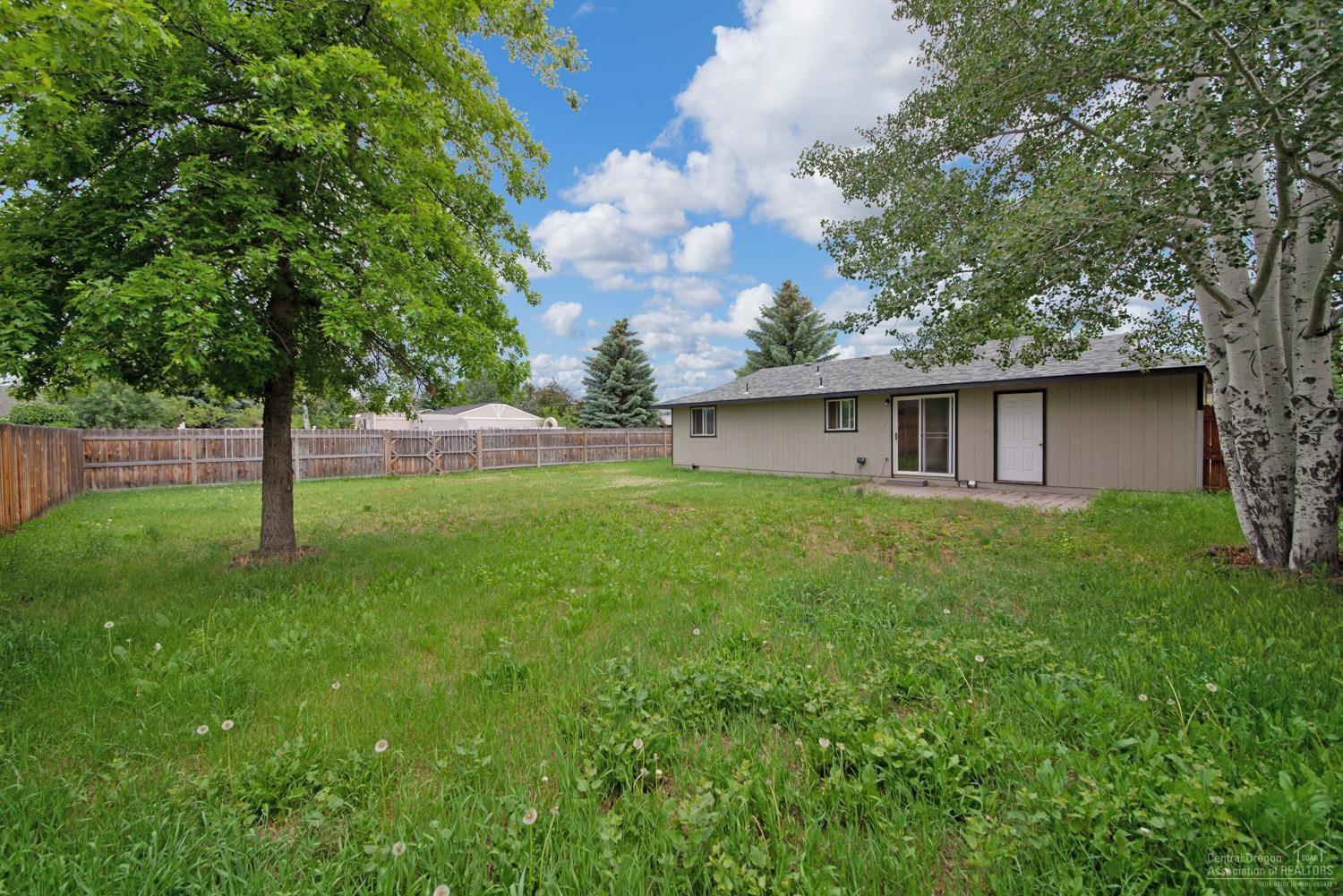1620 Southwest 33rd Street Redmond, OR 97756 - Photo 25 of 25 Additional Photo