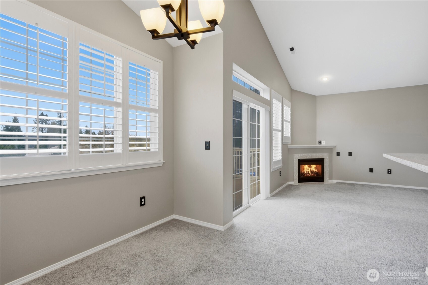 18676 Northeast 56th Court Redmond, WA 98052 - Photo 11 of 25