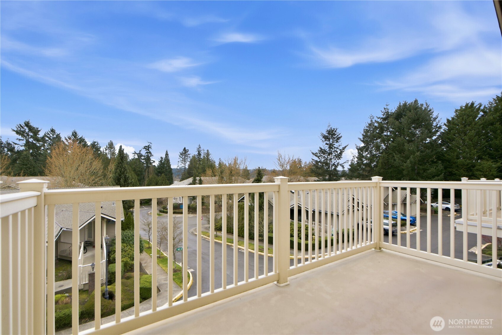 18676 Northeast 56th Court Redmond, WA 98052 - Photo 23 of 25