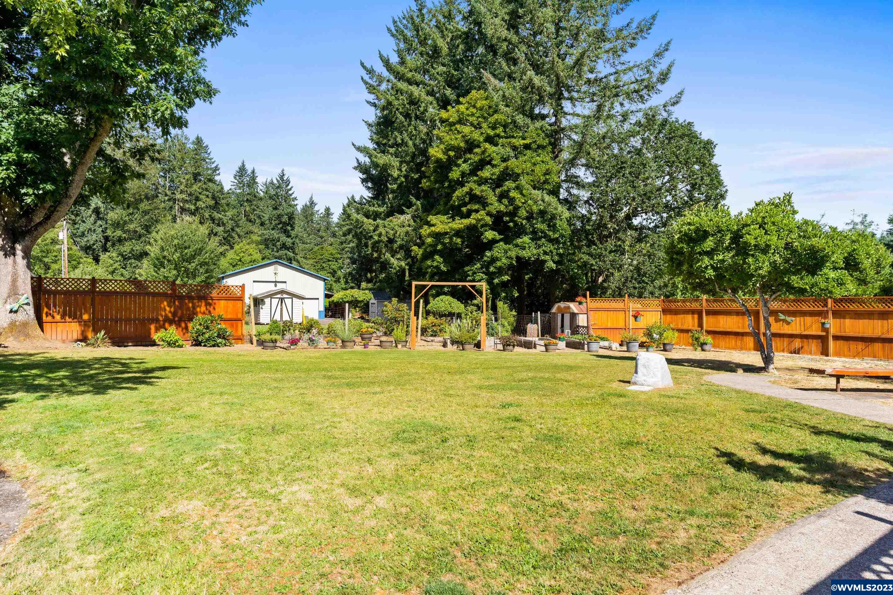 30474 Santiam River Road Lebanon, OR 97355 - Photo 31 of 41 Gallery Image 31