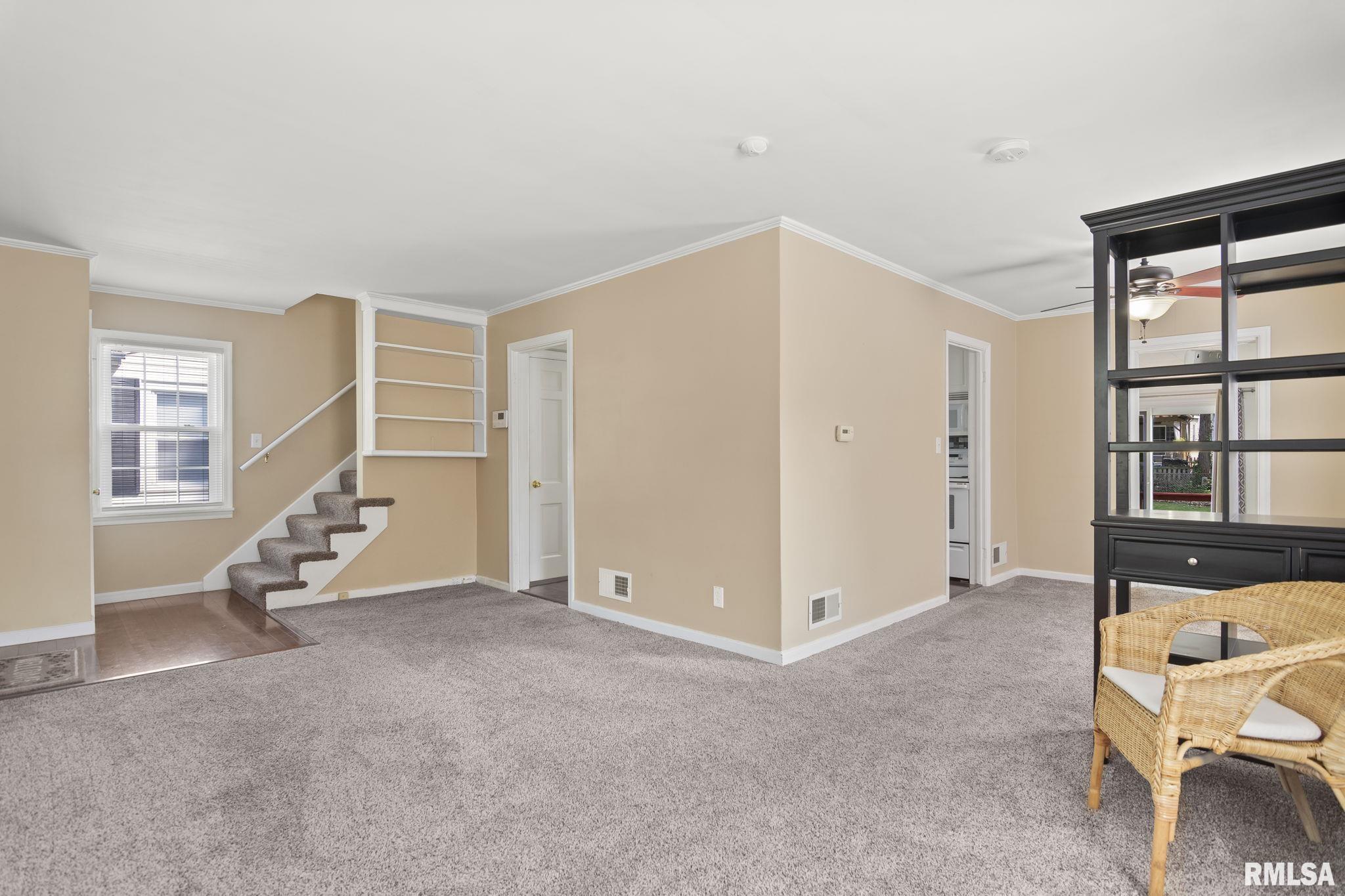 1912 Marland Street Springfield, IL 62702 - Photo 5 of 38
