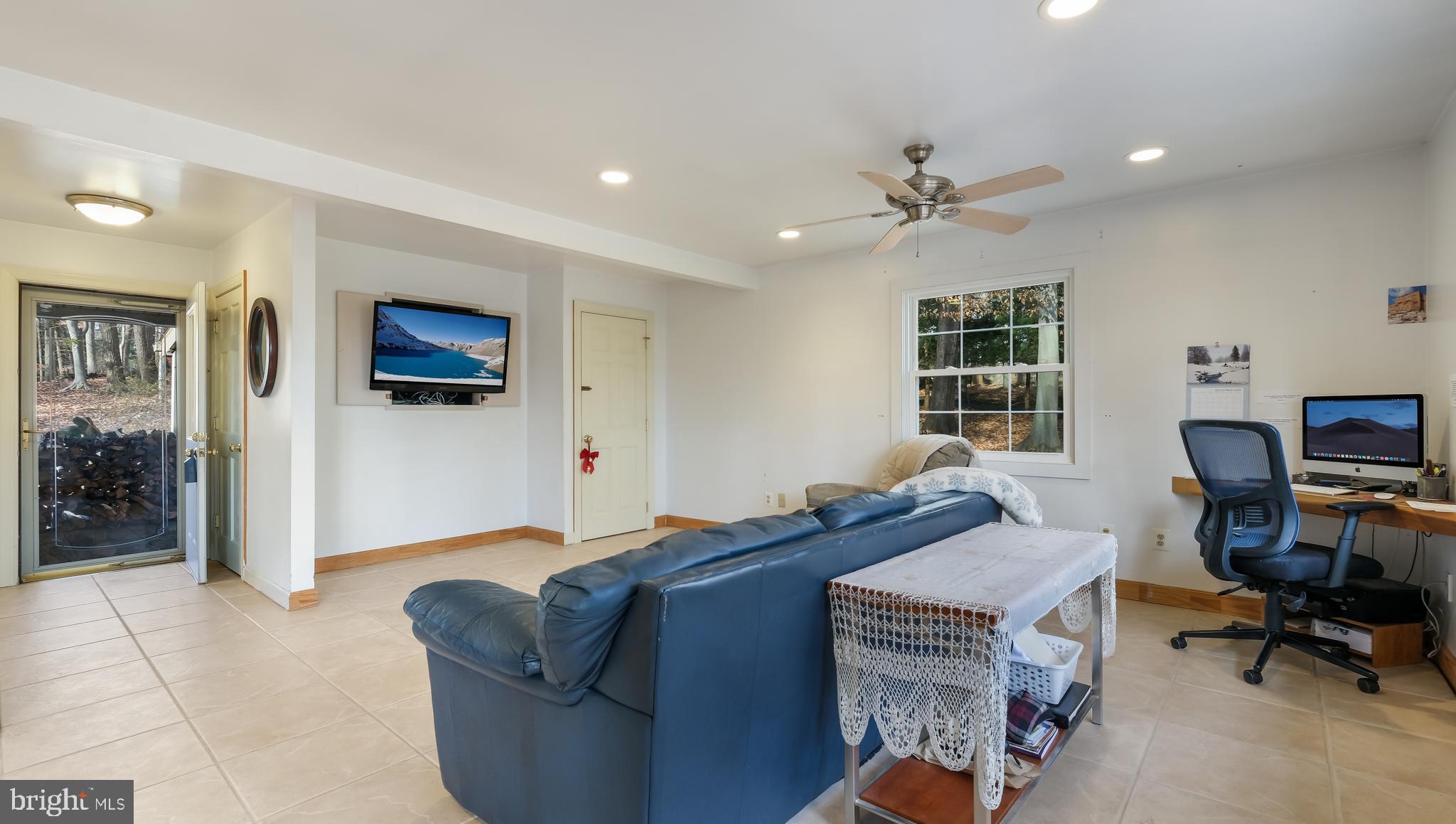 5107 Paist Road Doylestown, PA 18902 - Photo 58 of 83 Living Room in Carriage House
