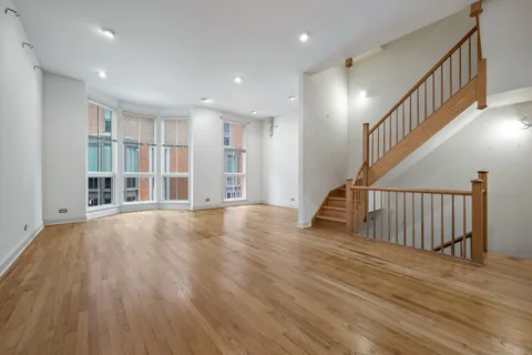 $949,000 | 424 East North Water Street, Unit C, Chicago, IL 60611