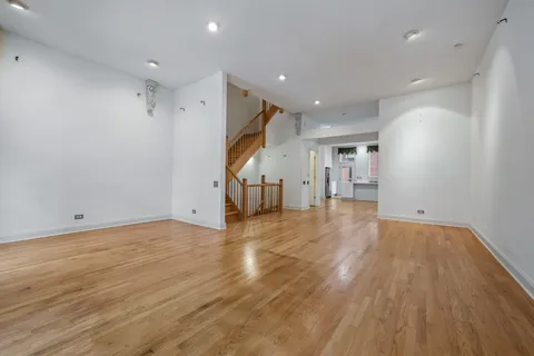 $949,000 | 424 East North Water Street, Unit C, Chicago, IL 60611