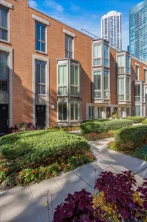 $949,000 | 424 East North Water Street, Unit C, Chicago, IL 60611