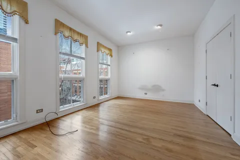 $949,000 | 424 East North Water Street, Unit C, Chicago, IL 60611