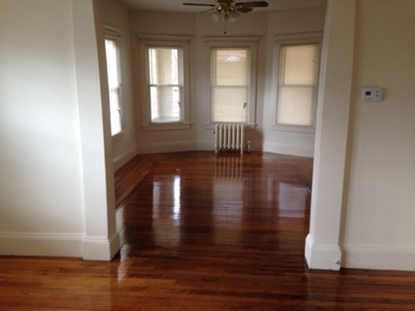 65-67 Phoenix Terrace Springfield, MA 01104 - Photo 5 of 6
