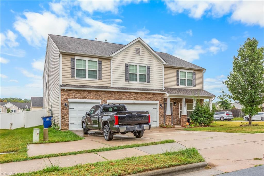 3275 Grandview Club Road Pfafftown, NC 27040 - Photo 2 of 29 Gallery Image 2