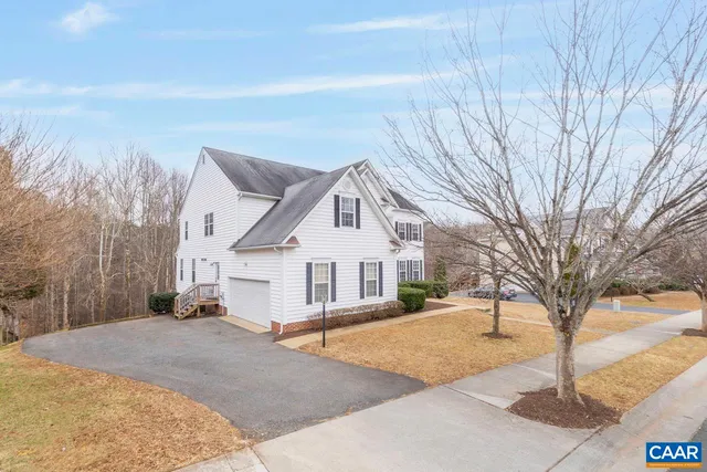 $799,000 | 3262 Turnberry Circle, Charlottesville, VA 22911