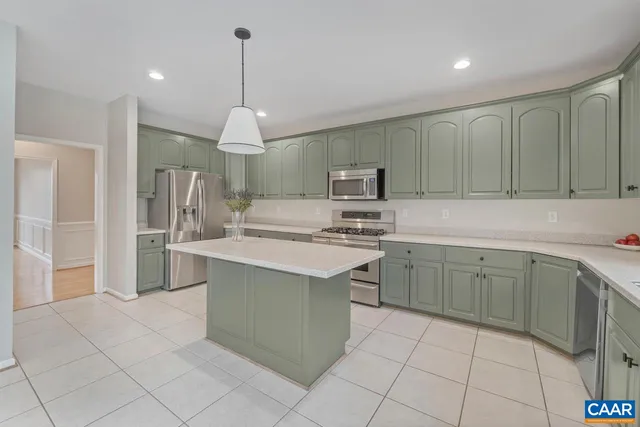 $799,000 | 3262 Turnberry Circle, Charlottesville, VA 22911