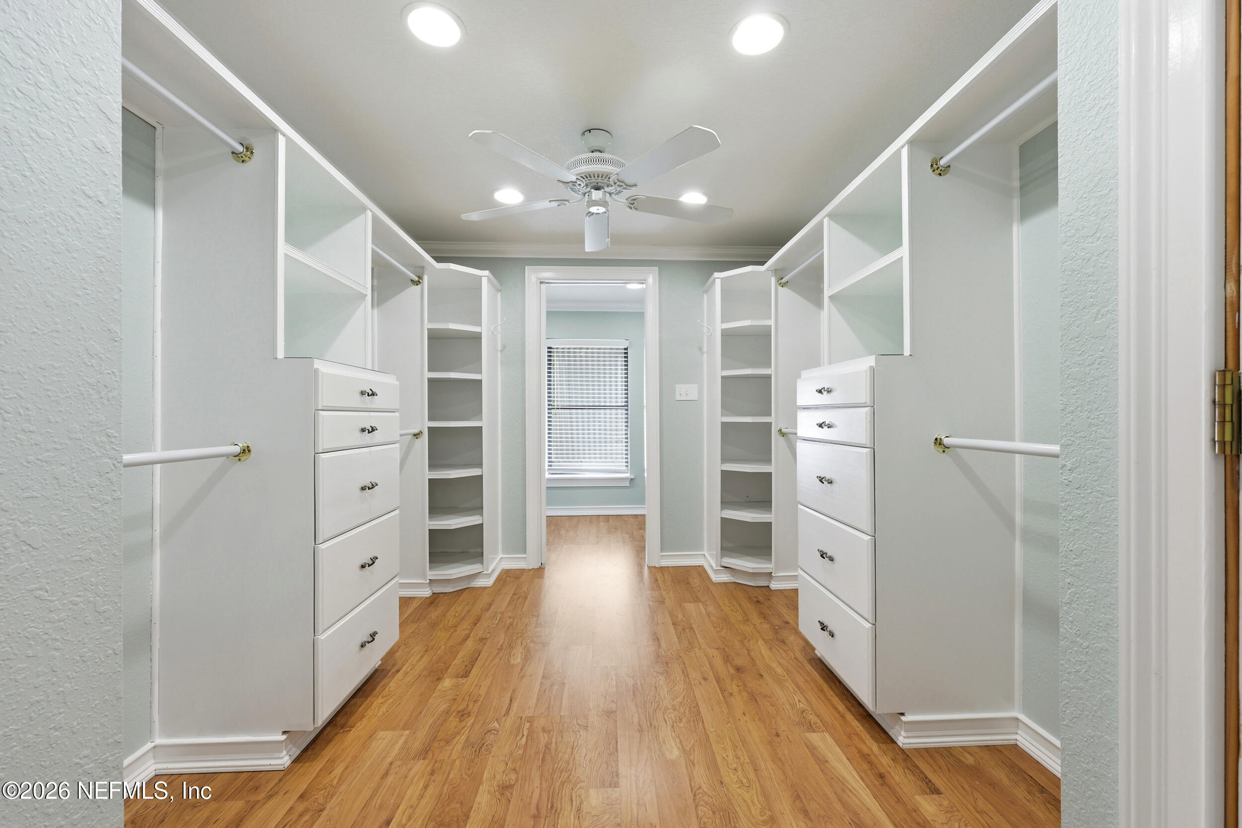 7932 Breezy Point Road West Melrose, FL 32666 - Photo 36 of 84 Walk in closet