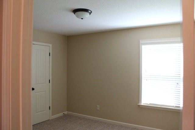 9300 Yarbrough Road Midland, GA 31820 - Photo 17 of 18 an empty room with a window
