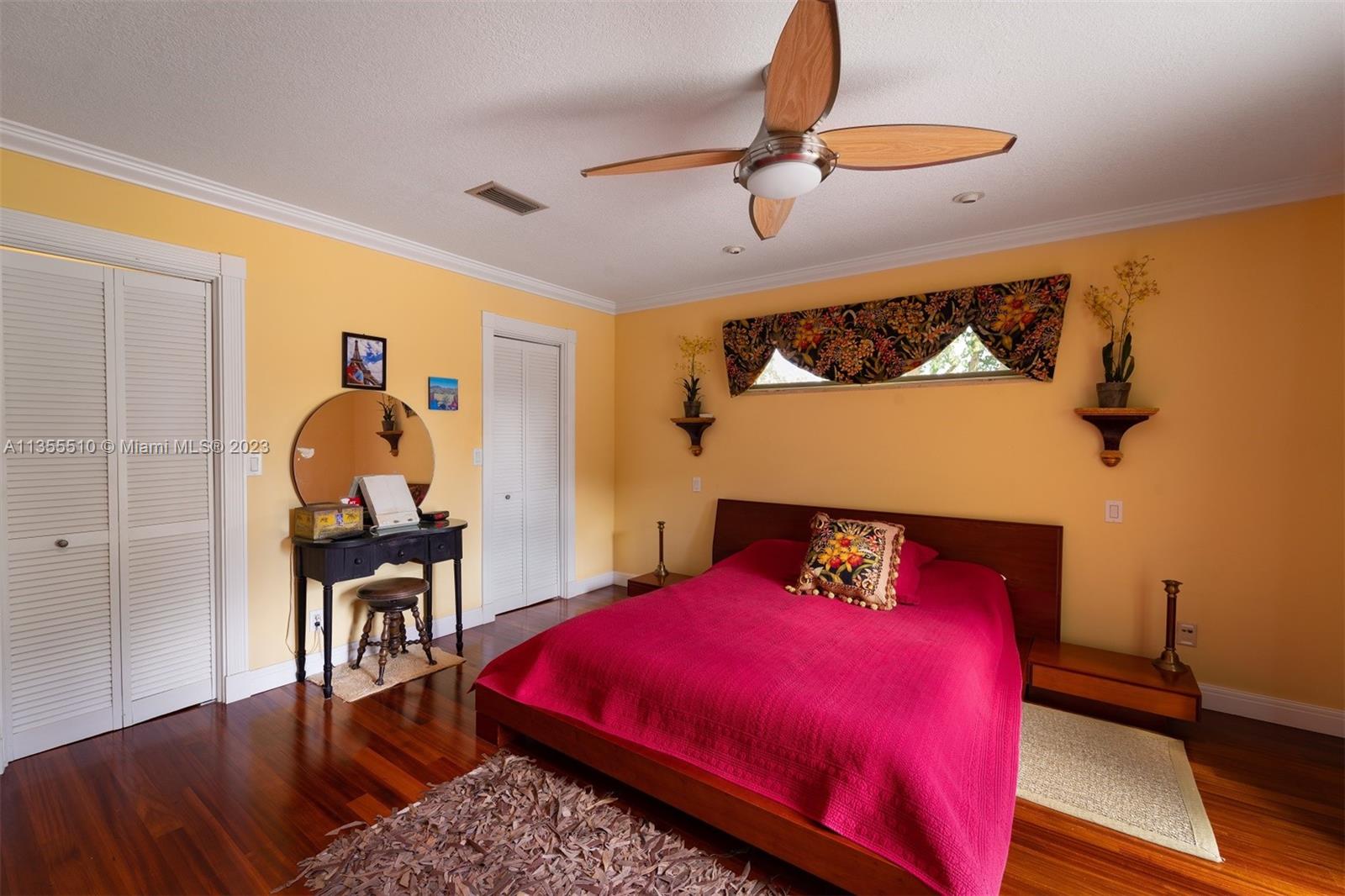 4930 Southwest 201st Terrace Southwest Ranches, FL 33332 - Photo 11 of 31 Gallery Image 11