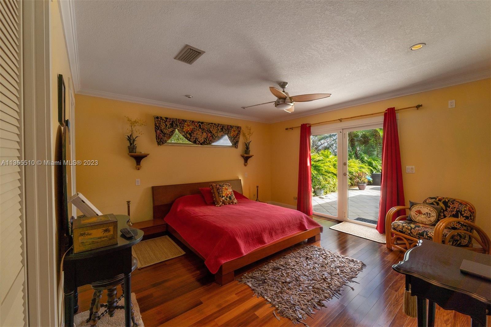 4930 Southwest 201st Terrace Southwest Ranches, FL 33332 - Photo 12 of 31 Gallery Image 12