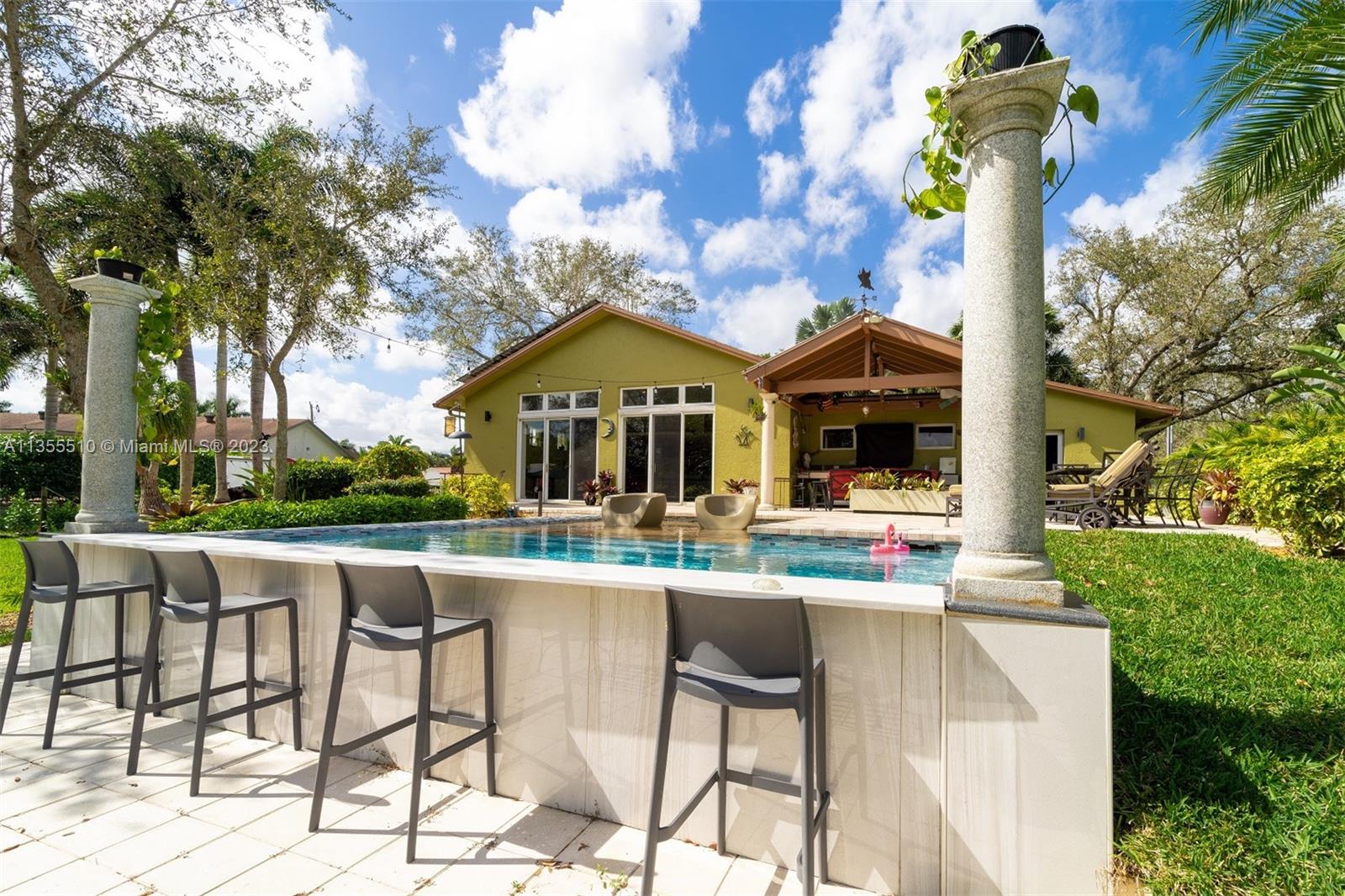4930 Southwest 201st Terrace Southwest Ranches, FL 33332 - Photo 25 of 31 Gallery Image 25