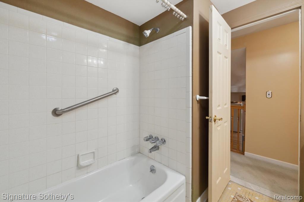 6142 Wedgewood Road Canton, MI 48187 - Photo 21 of 43