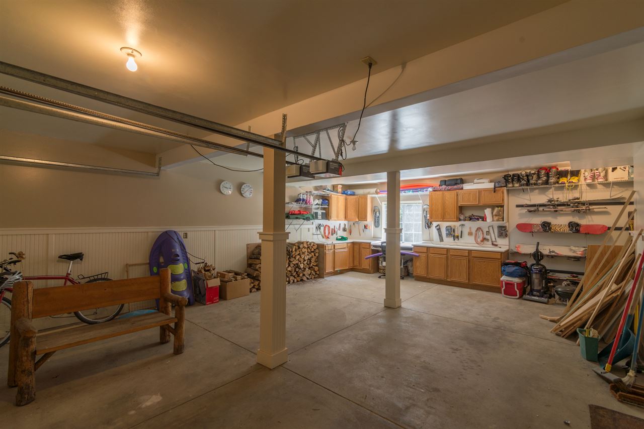12025 Bennett Flat Road Truckee, CA 96161 - Photo 10 of 14 Gallery Image 10
