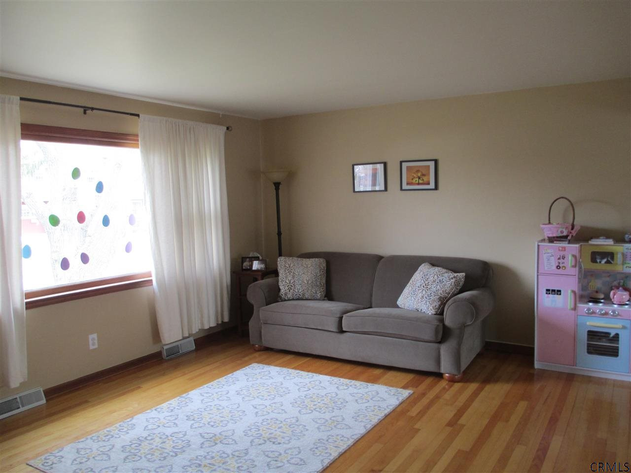 8 Malpass Road Albany, NY 12203 - Photo 3 of 19 Photo 3