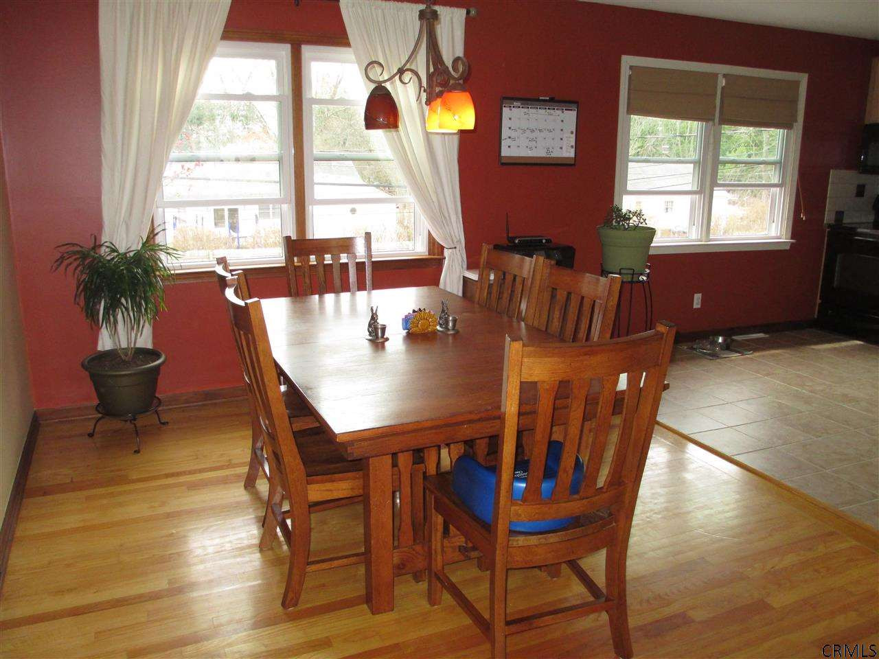 8 Malpass Road Albany, NY 12203 - Photo 6 of 19 Photo 6