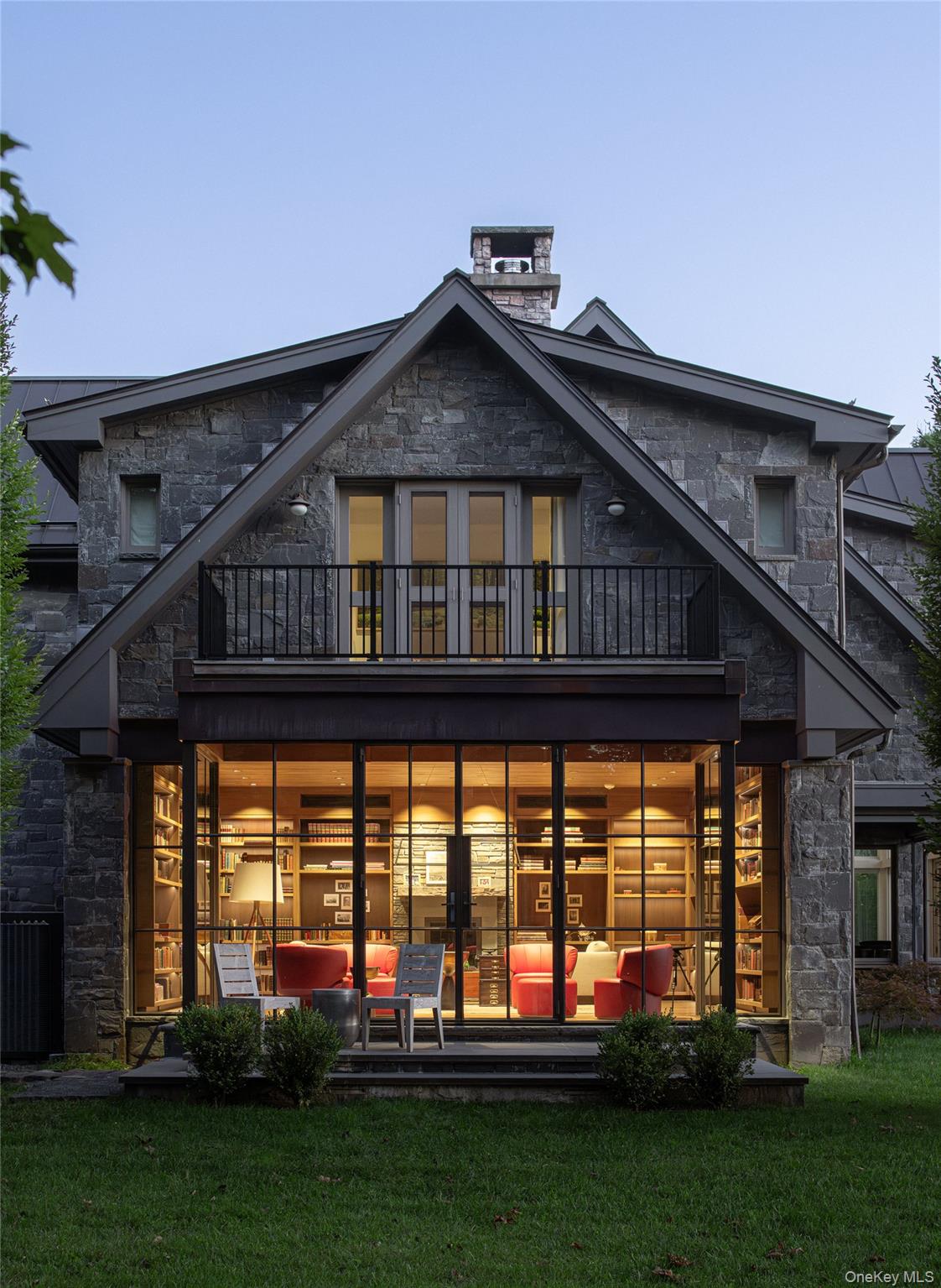 40 Morton Road Rhinebeck, NY 12572 - Photo 37 of 42 a front view of a house with a yard