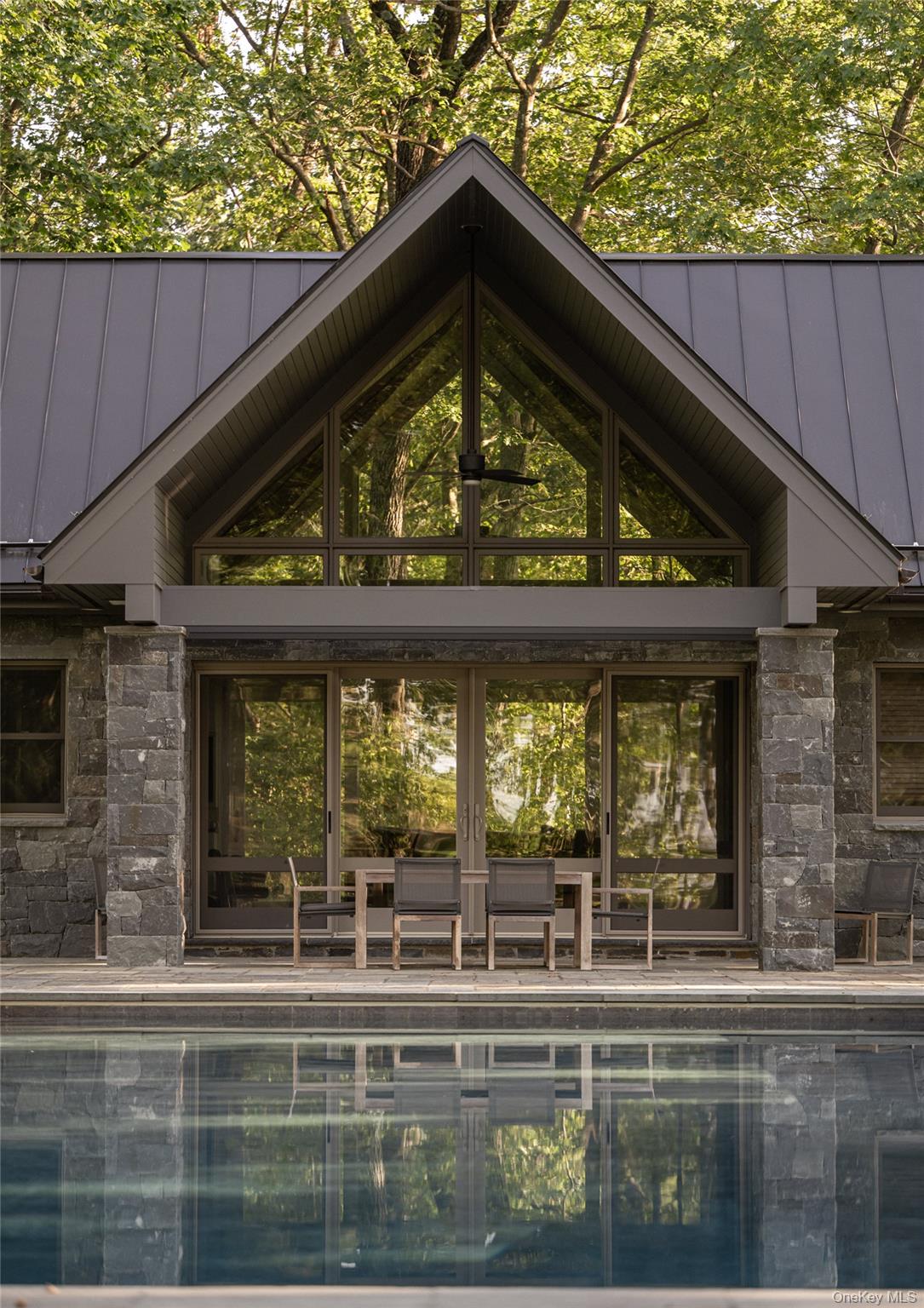 40 Morton Road Rhinebeck, NY 12572 - Photo 40 of 42 a view of small yard in front of a house with a large tree