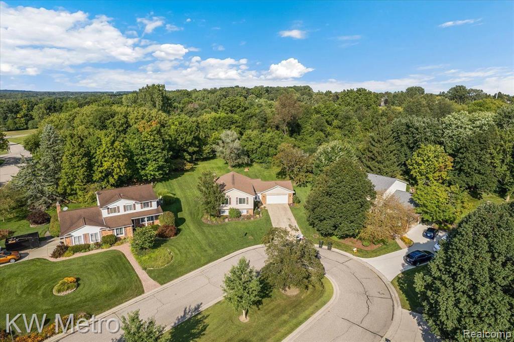 1411 Deerhurst Court Rochester Hills, MI 48307 - Photo 35 of 48