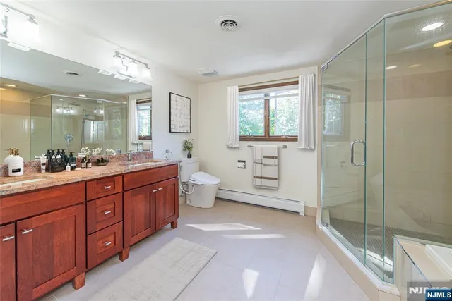 $1,599,900 | 7 Herbst Road, Old Tappan, NJ 07675