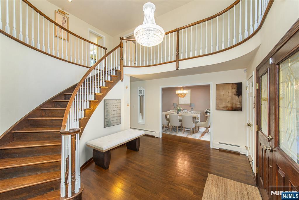 7 Herbst Road Old Tappan, NJ 07675 - Photo 2 of 44