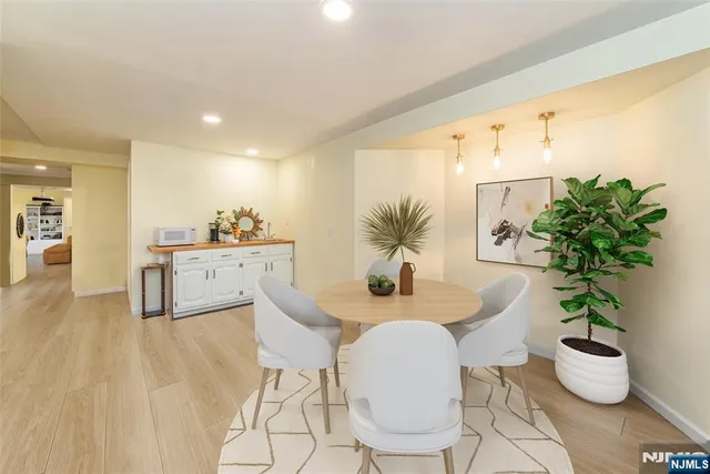 $1,599,900 | 7 Herbst Road, Old Tappan, NJ 07675